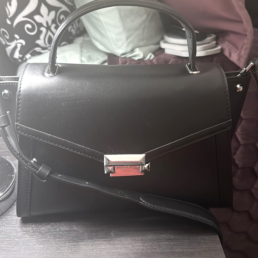 Michael Kors Medium satchel